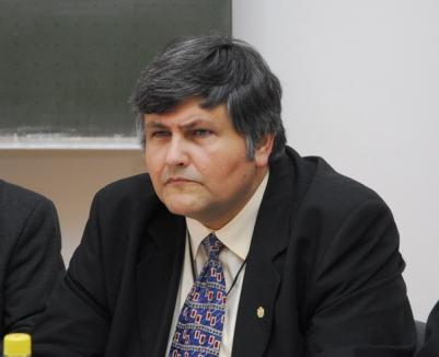 Controverse la alegerea rectorului Universităţii: Ionescu se consideră candidat unic!